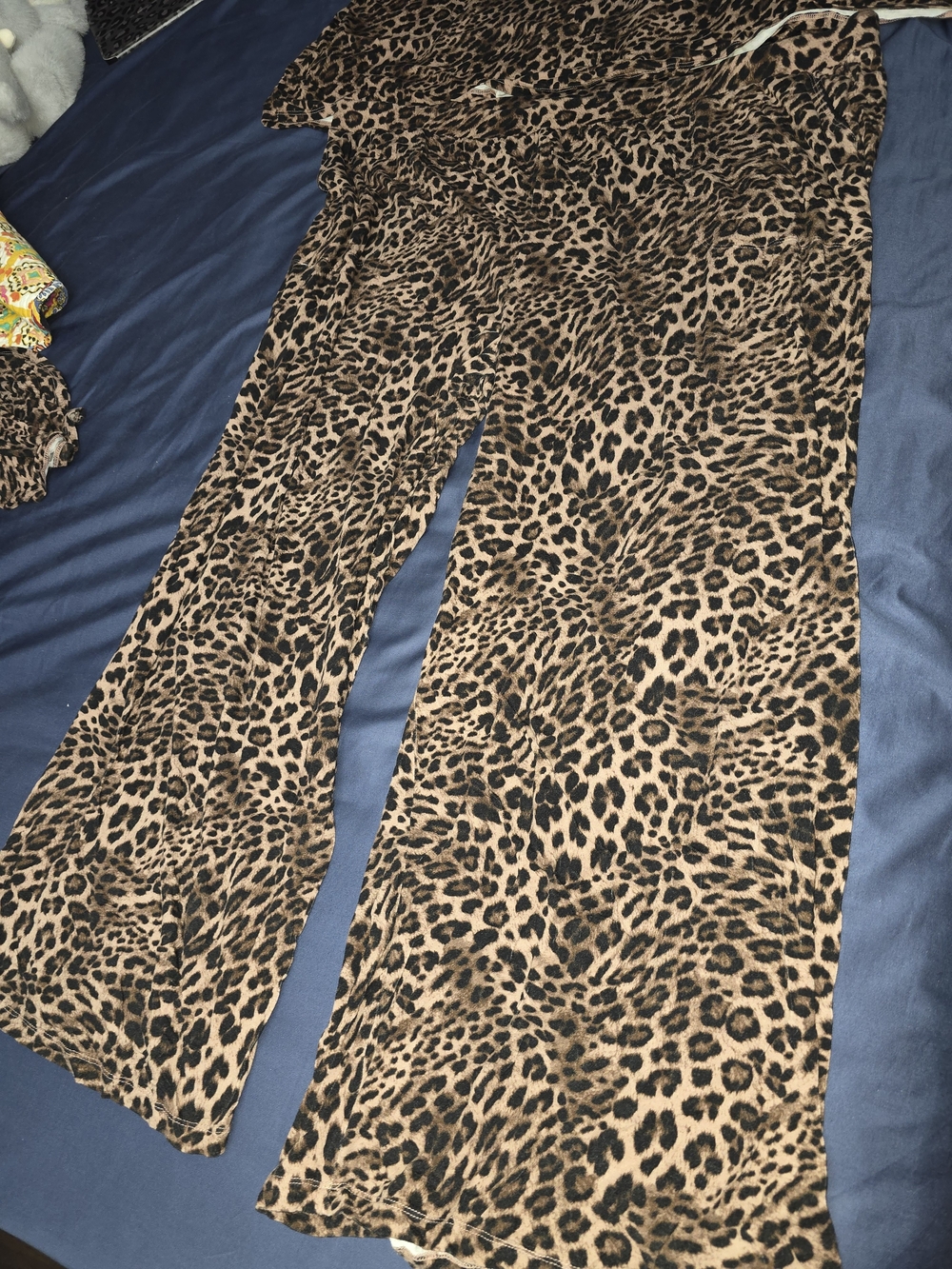 torrid Leopard Print Pajama Set in Tan and Black - Picture 3 of 6